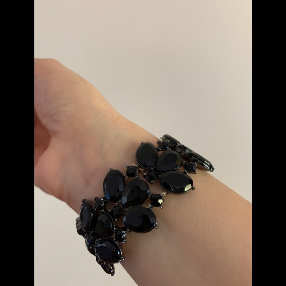 Black Gemmed Stretchy Bracelet/ NWOT